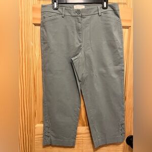 Talbots Chino Capris Women's Size 8,  Buttons at Ankles, Sage Green, Cropped